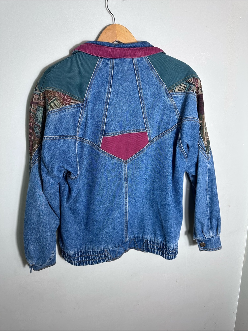 Vintage 90s Denim Jacket with Multicolor Accents - Picture 8 of 10